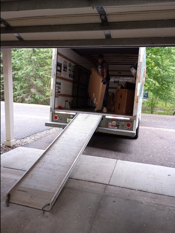 Move-In Loading